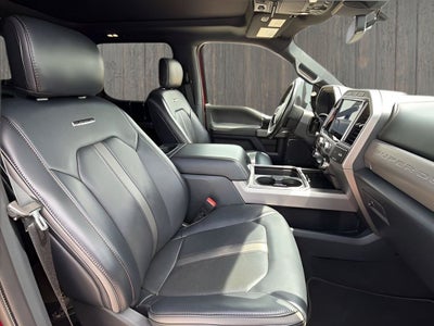 2022 Ford F-450SD Platinum DRW