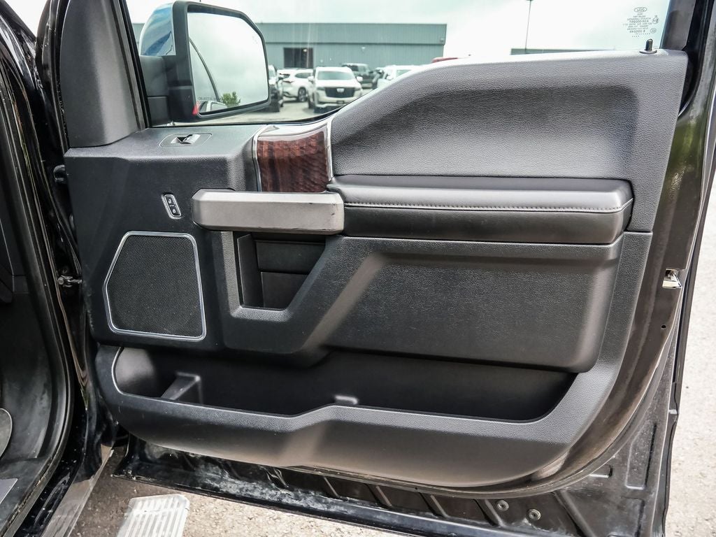 2017 Ford F-150 Platinum FX4