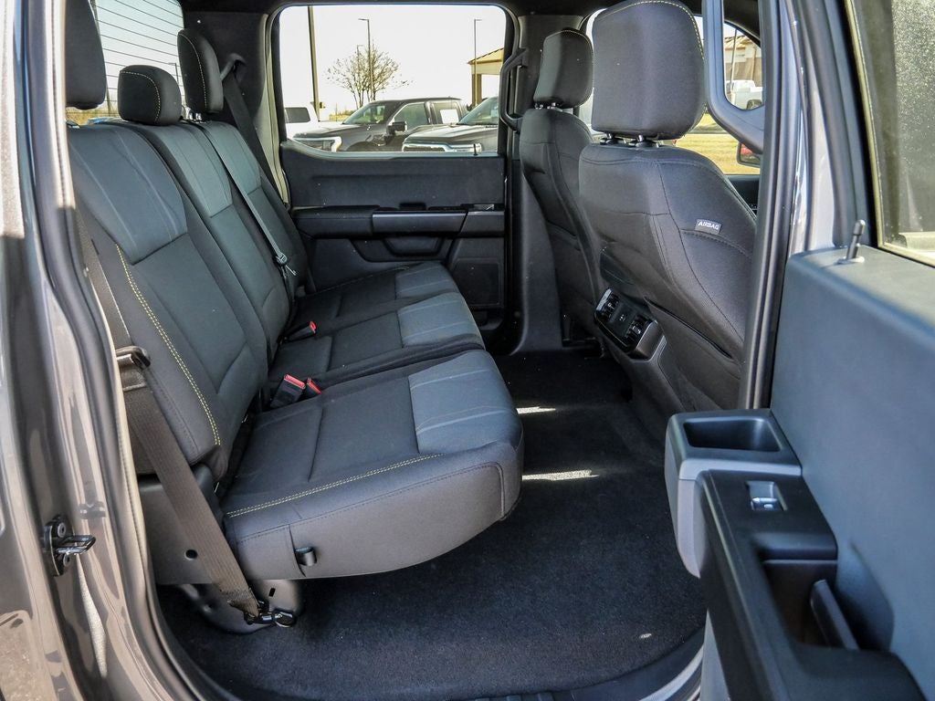 2025 Ford F-150 STX Lobo