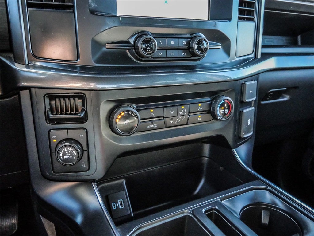 2022 Ford F-150 XL STX