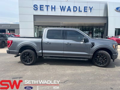2022 Ford F-150 XLT 5.0 L V8