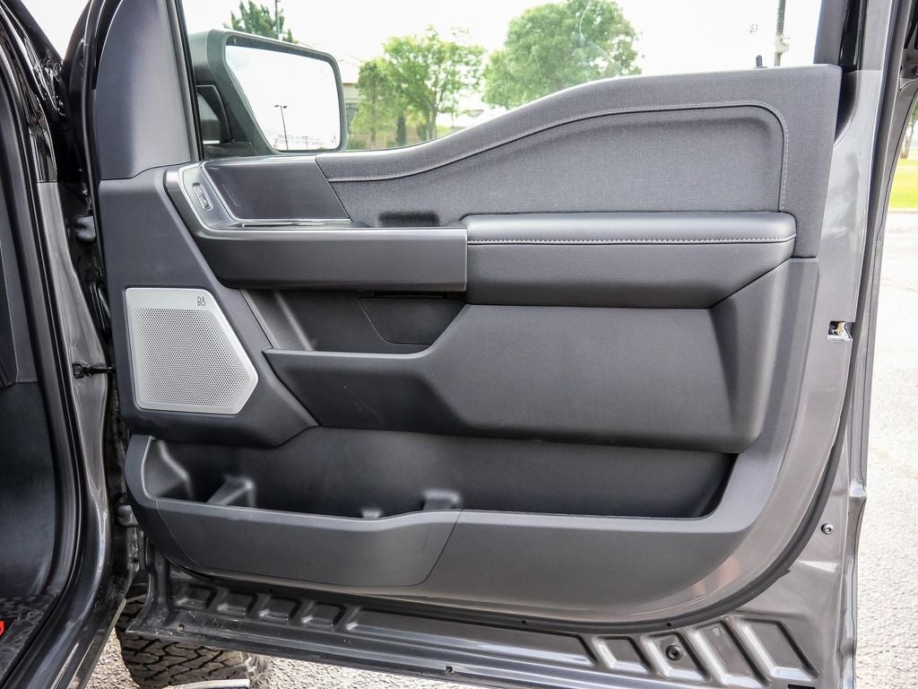 2026 Ford F-150 Lariat Black Widow