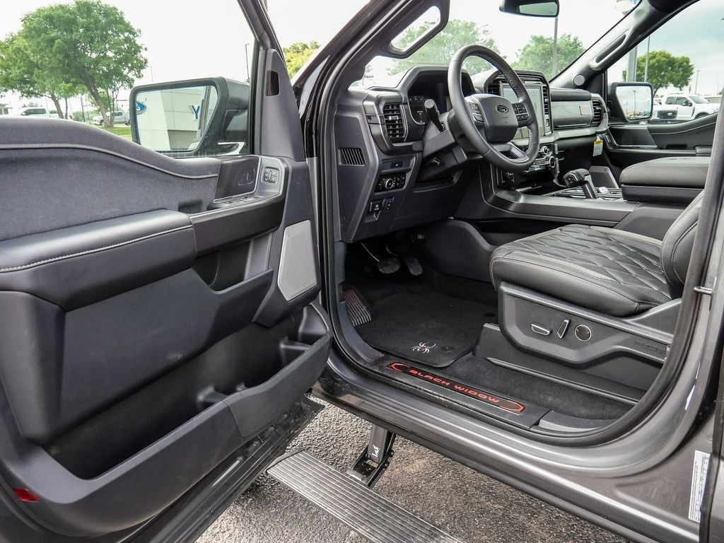2026 Ford F-150 Lariat Black Widow