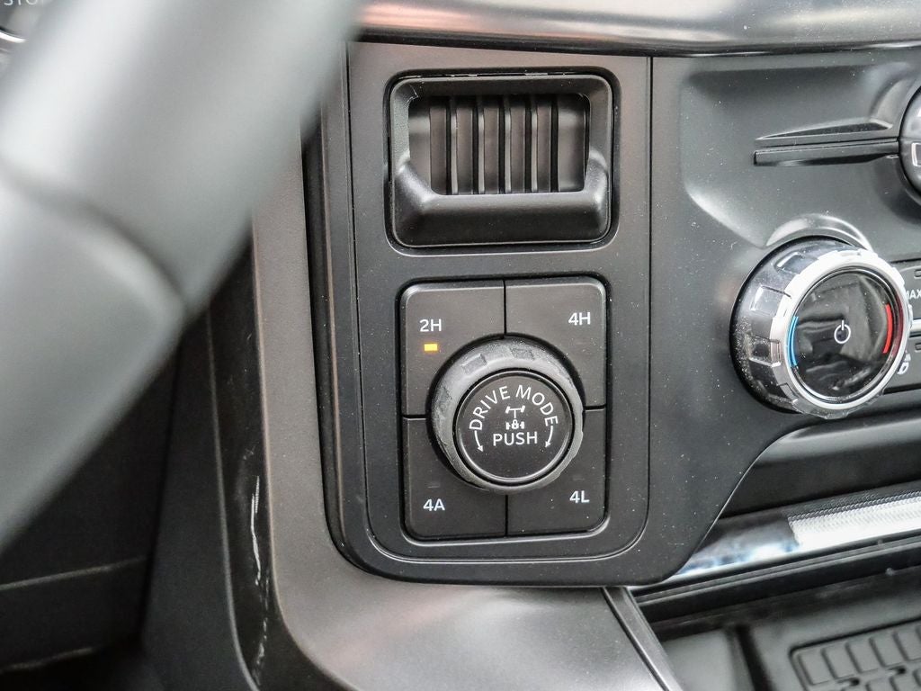 2026 Ford F-150 Lariat Black Widow