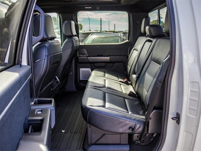 2025 Ford F-150 Lariat Custom