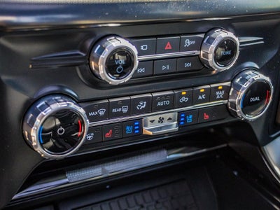 2025 Ford F-150 Lariat Custom