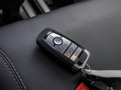 2025 Ford F-150 Lariat Custom