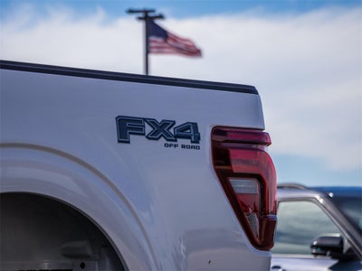 2025 Ford F-150 Lariat Custom