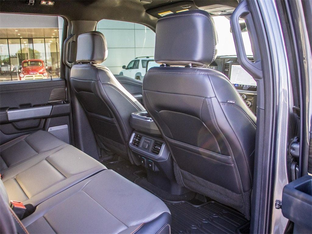 2025 Ford F-150 Lariat Custom