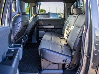 2025 Ford F-150 Lariat Custom