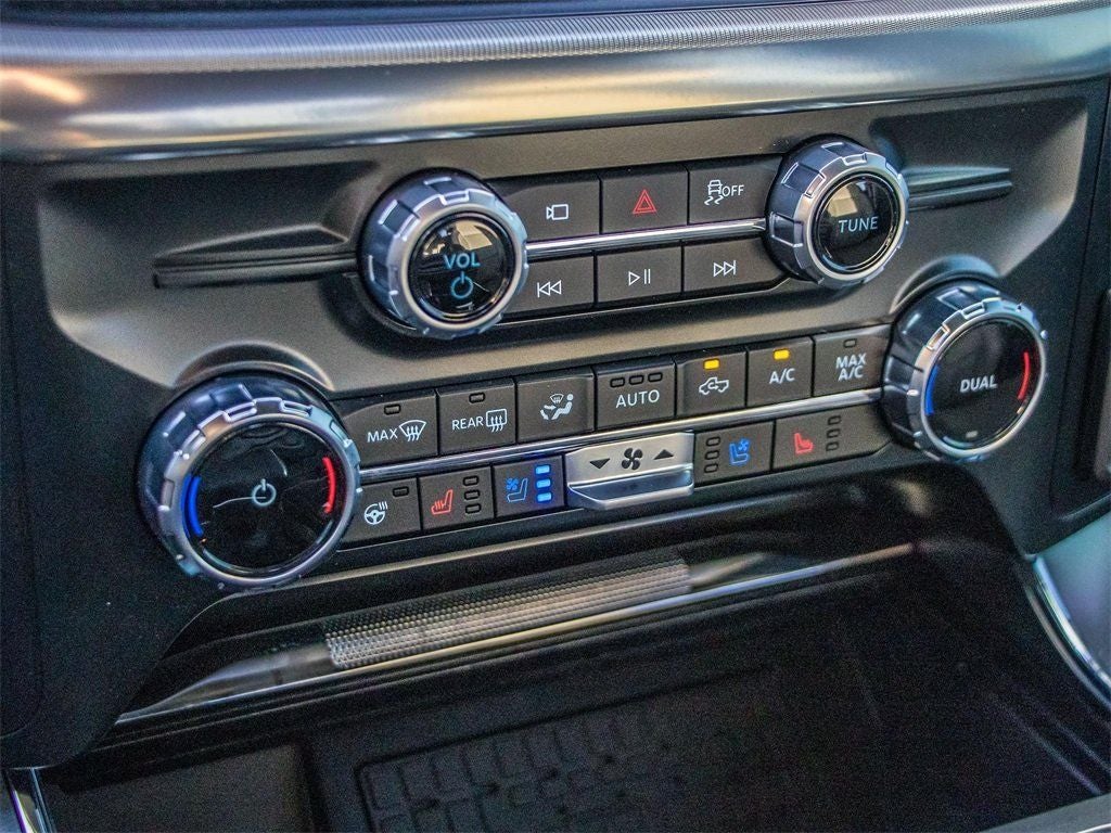 2025 Ford F-150 Lariat Custom