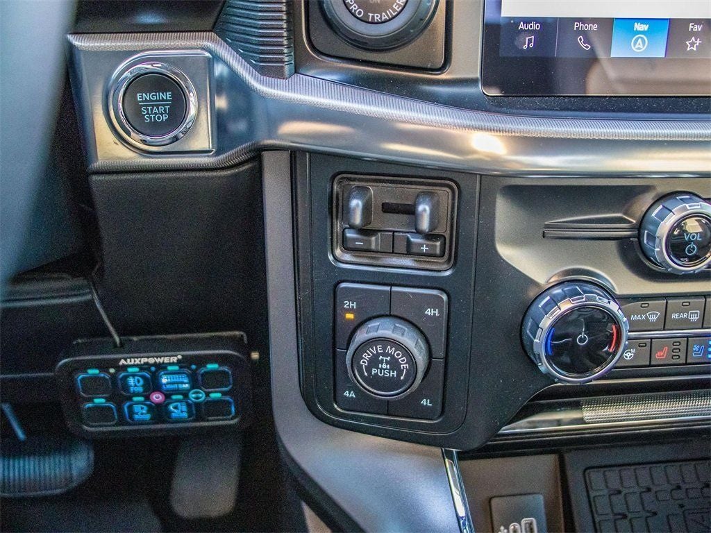 2025 Ford F-150 Lariat Custom