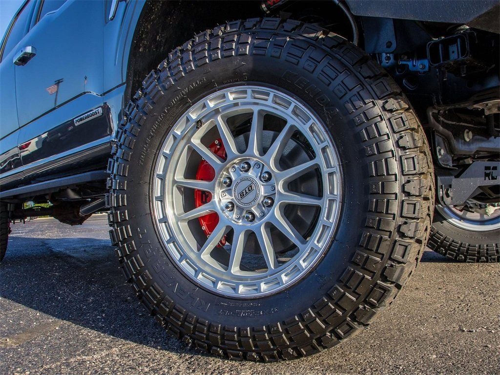 2025 Ford F-150 Lariat Custom