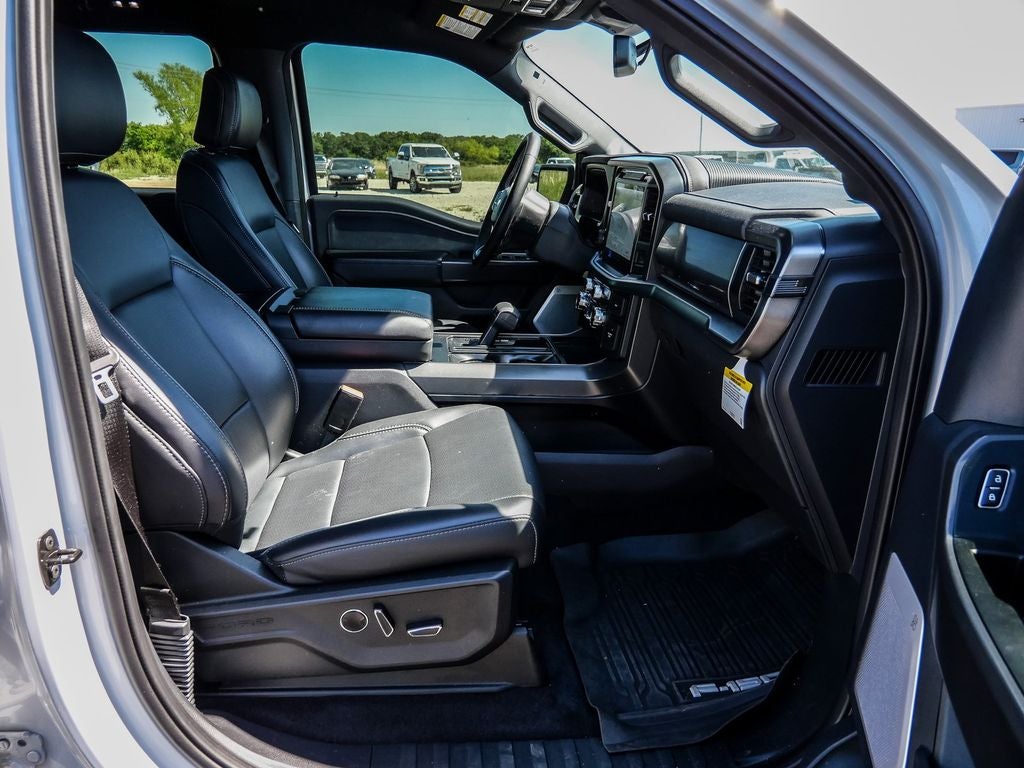 2025 Ford F-150 Lariat FX4