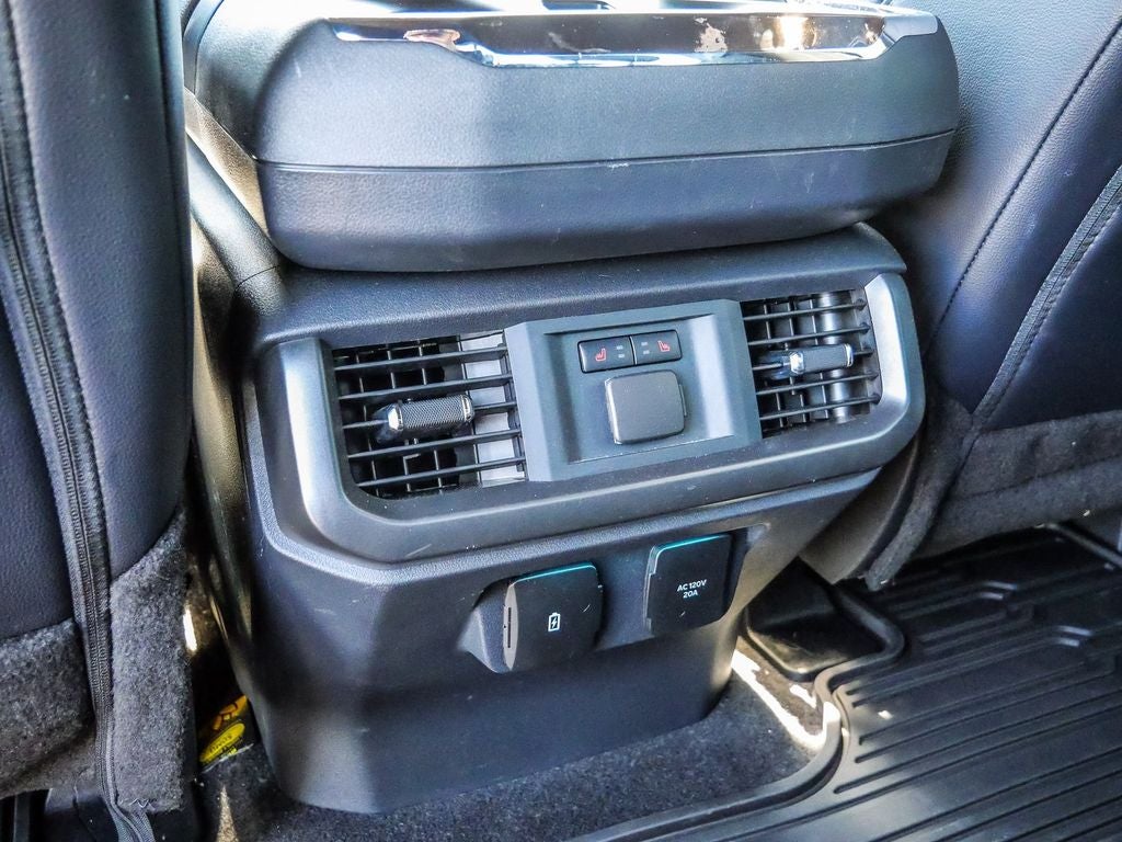 2025 Ford F-150 Lariat FX4