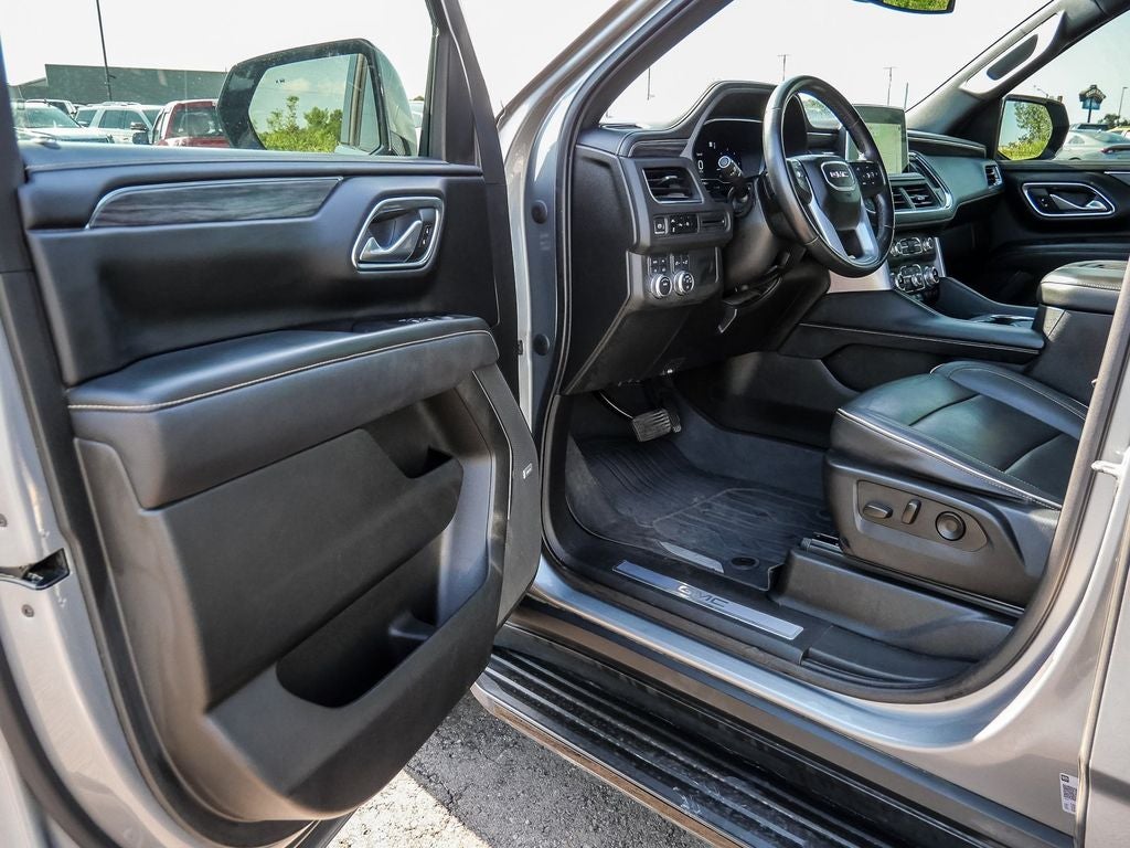 2023 GMC Yukon SLT
