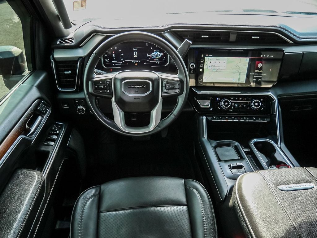2024 GMC Sierra 2500HD Denali