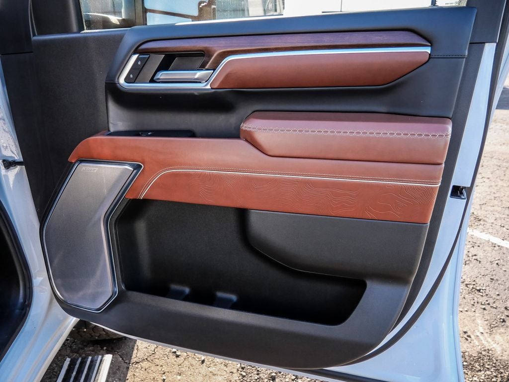2025 GMC Sierra 3500HD Denali Ultimate