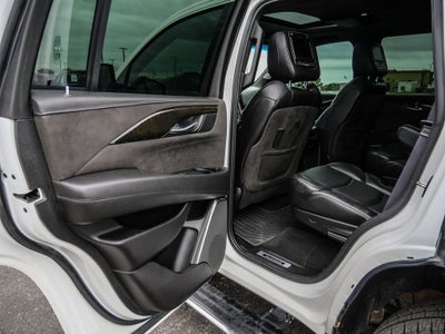 2017 Cadillac Escalade Platinum Edition