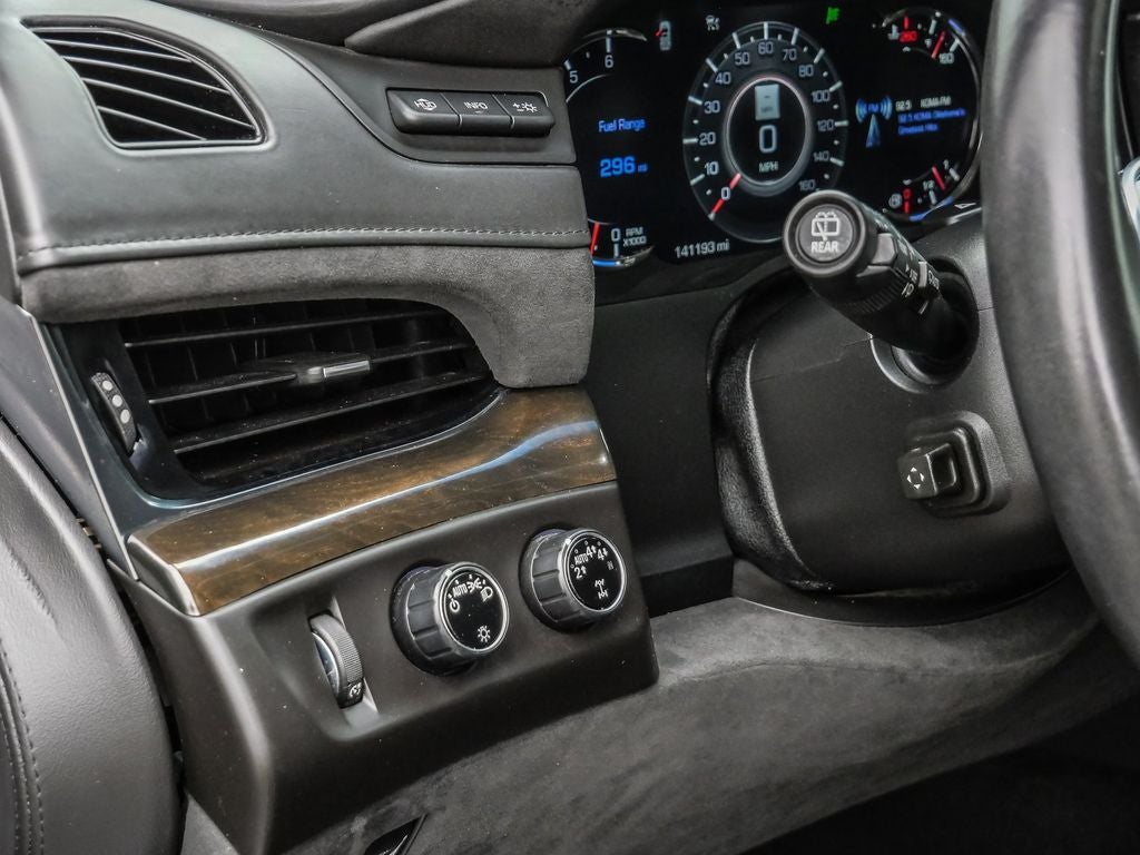 2017 Cadillac Escalade Platinum Edition