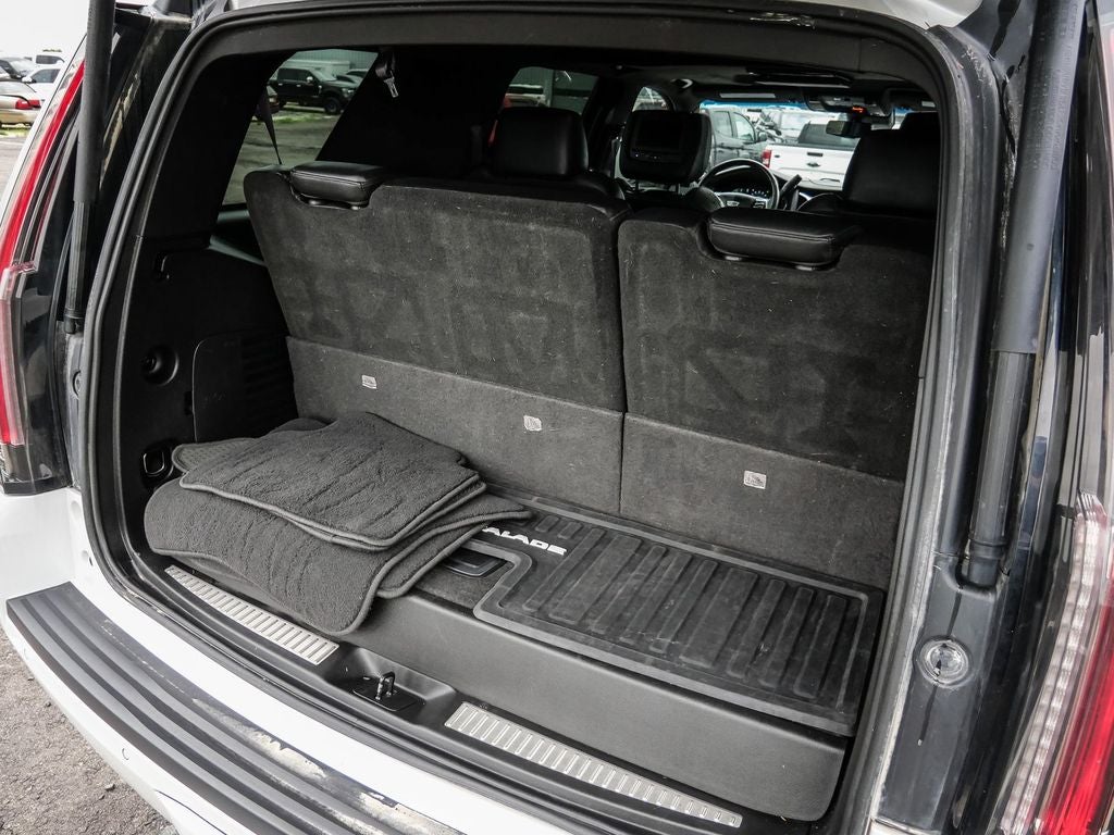2017 Cadillac Escalade Platinum Edition