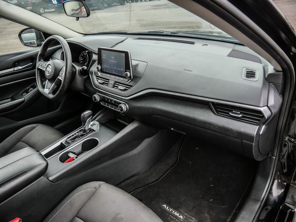 2022 Nissan Altima 2.5 SV