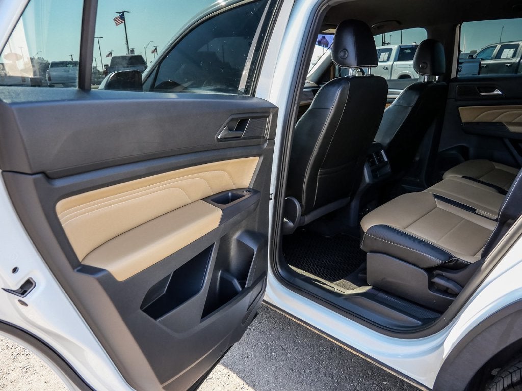 2021 Volkswagen Atlas Cross Sport 2.0T SE w/Technology