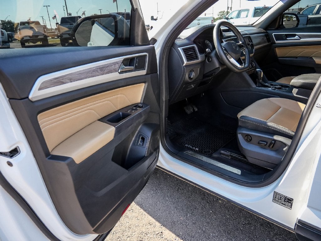 2021 Volkswagen Atlas Cross Sport 2.0T SE w/Technology
