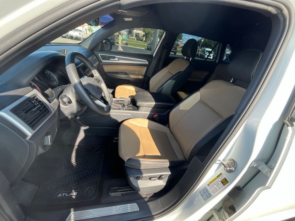 2021 Volkswagen Atlas Cross Sport 2.0T SE w/Technology