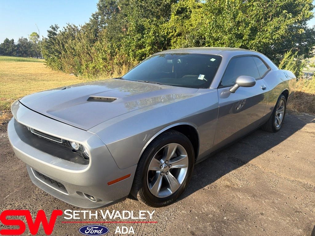 2016 Dodge Challenger SXT