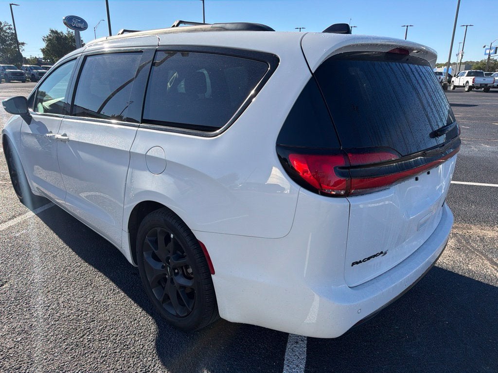 2025 Chrysler Pacifica Limited