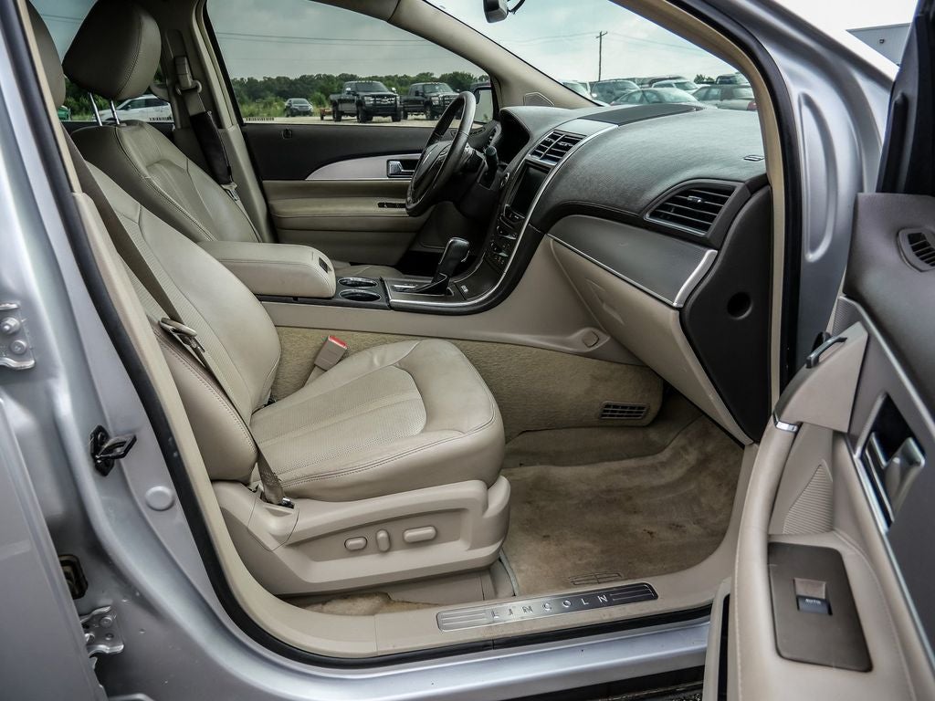 2015 Lincoln MKX Base