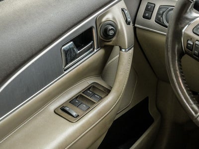 2015 Lincoln MKX Base