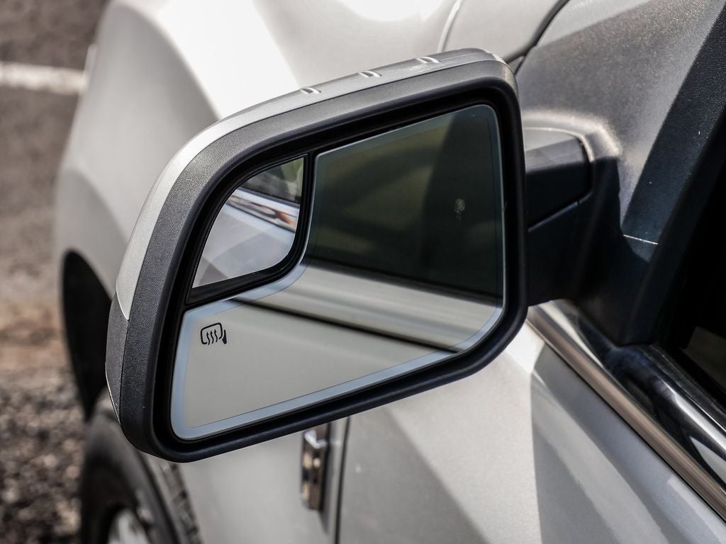 2015 Lincoln MKX Base