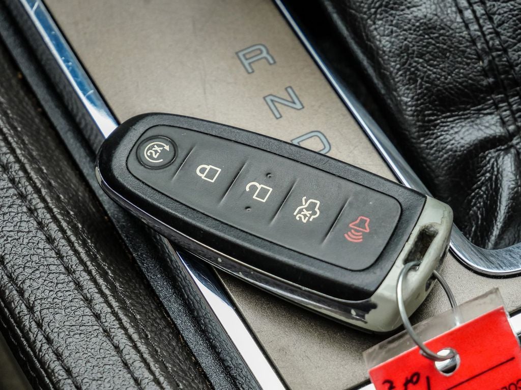 2015 Lincoln MKX Base