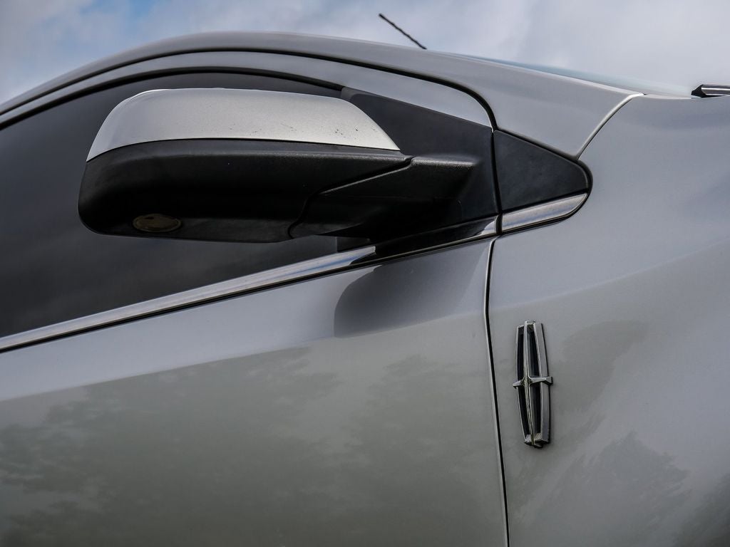 2015 Lincoln MKX Base