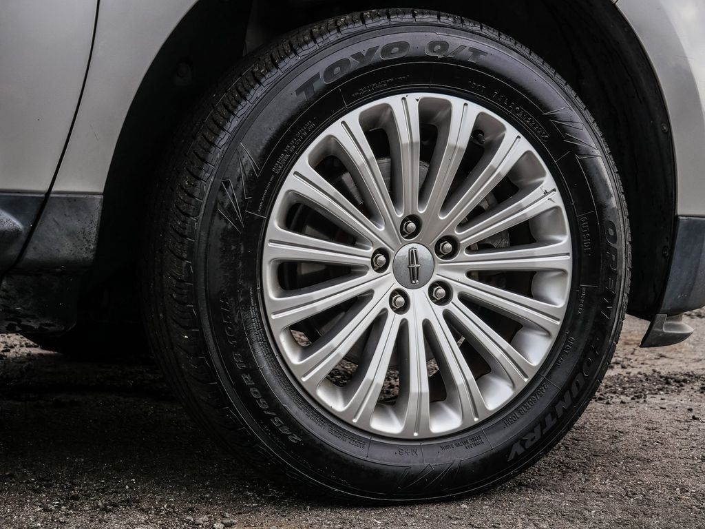 2015 Lincoln MKX Base