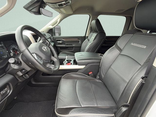 2024 RAM 3500 Laramie DRW