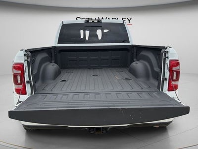 2024 RAM 3500 Laramie DRW