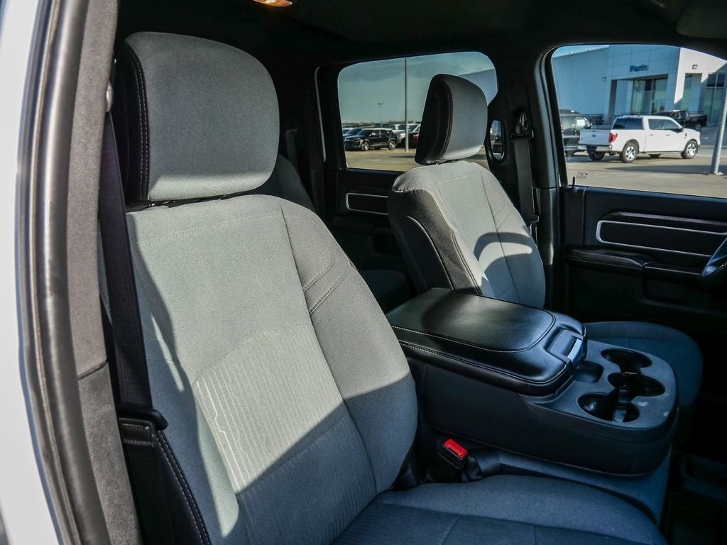 2024 RAM 3500 SLT FLATBED
