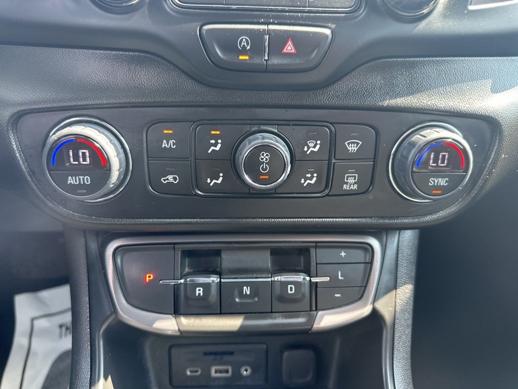 2023 GMC Terrain AT4