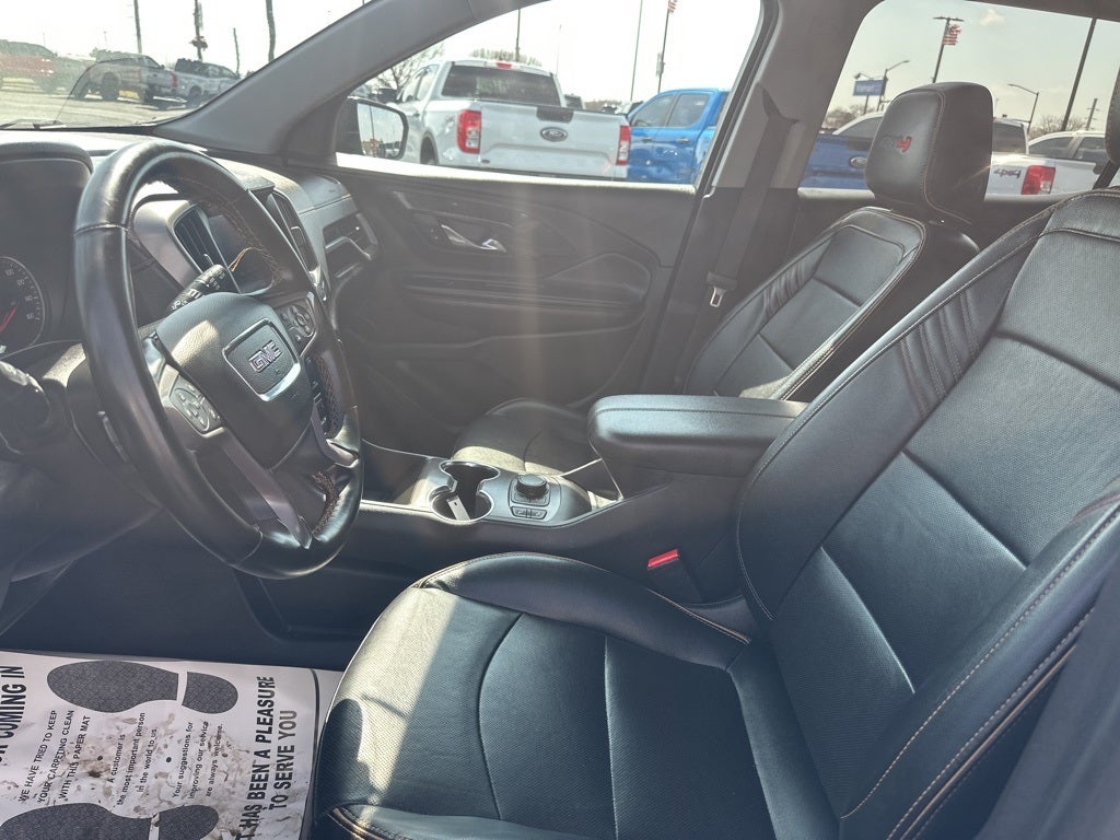 2023 GMC Terrain AT4