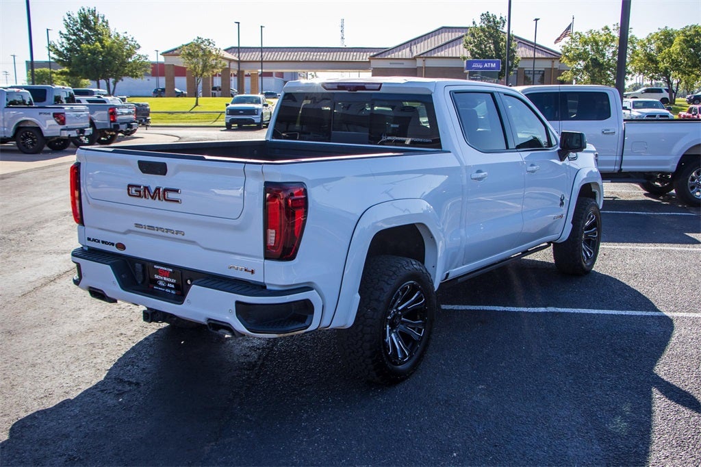 2023 GMC Sierra 1500 AT4 Black Widow Edition