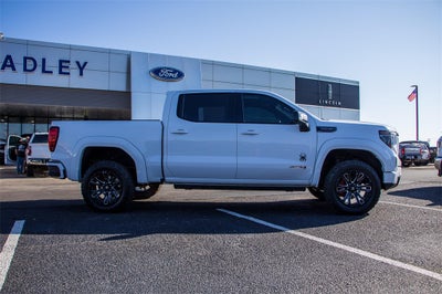 2023 GMC Sierra 1500 AT4 Black Widow Edition