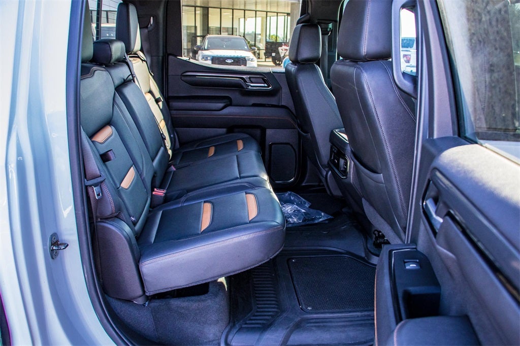 2023 GMC Sierra 1500 AT4 Black Widow Edition