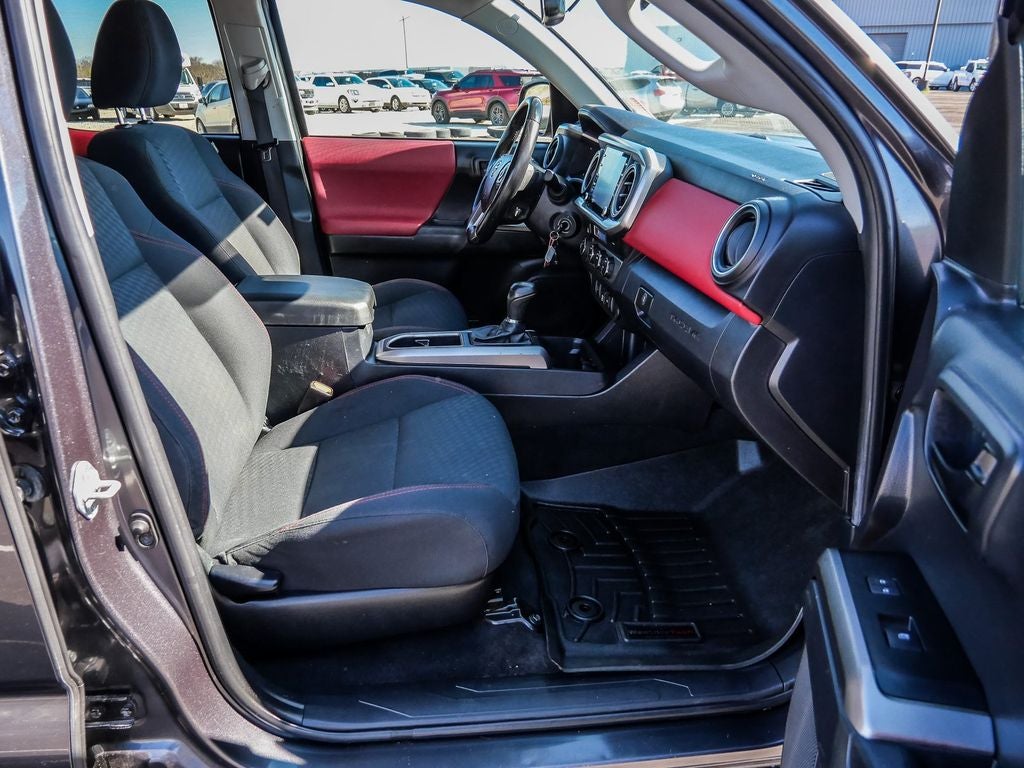 2022 Toyota Tacoma SR5 V6