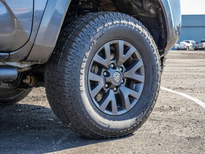 2022 Toyota Tacoma SR5 V6