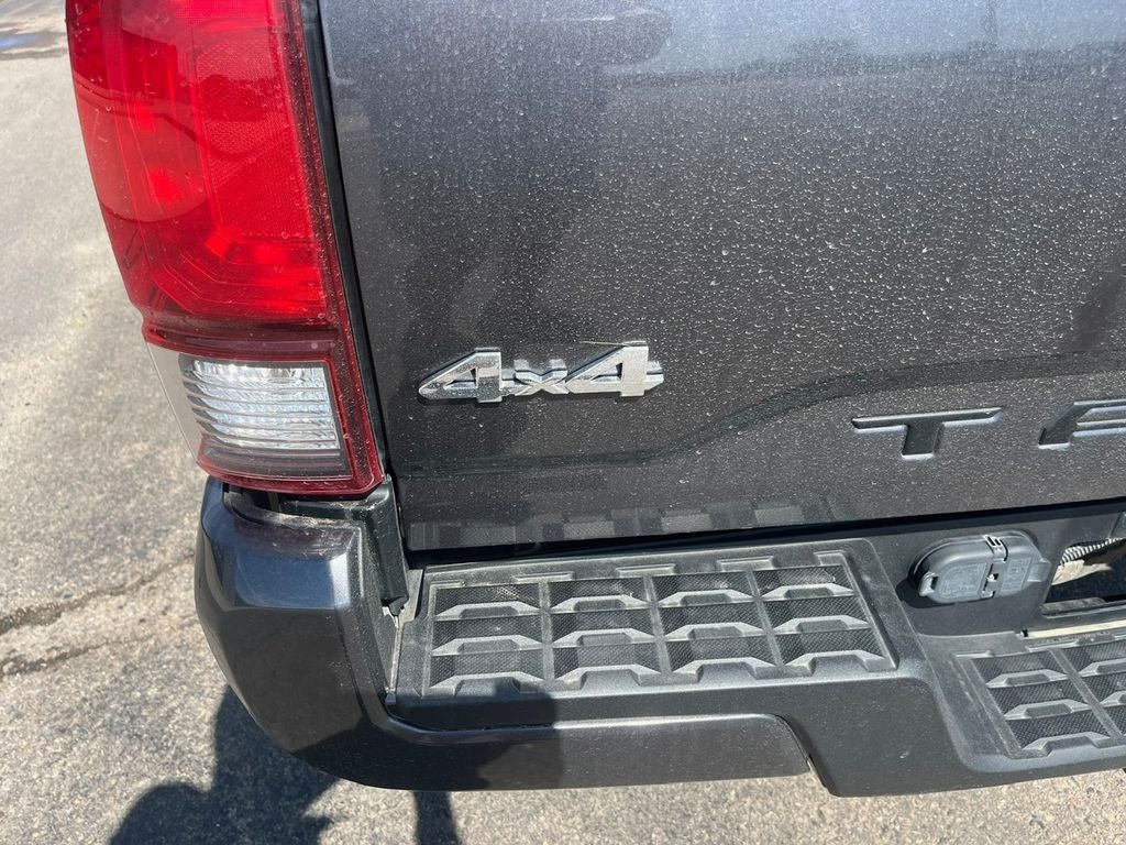 2023 Toyota Tacoma SR V6