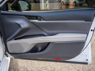 2022 Toyota Camry LE