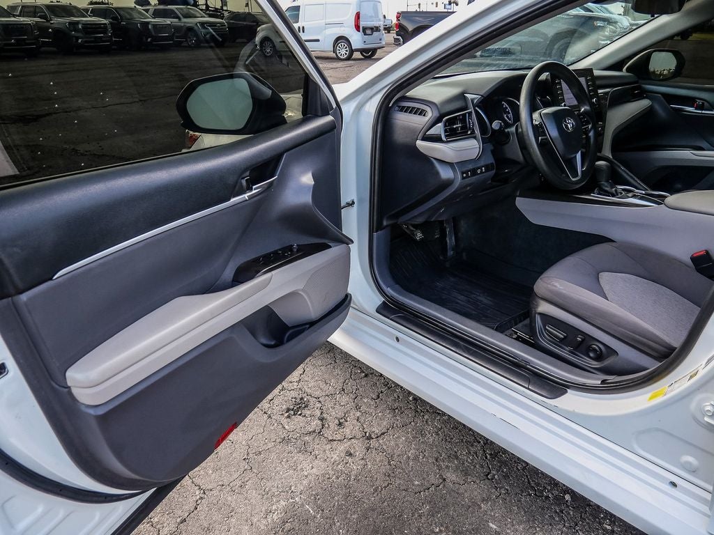 2022 Toyota Camry LE